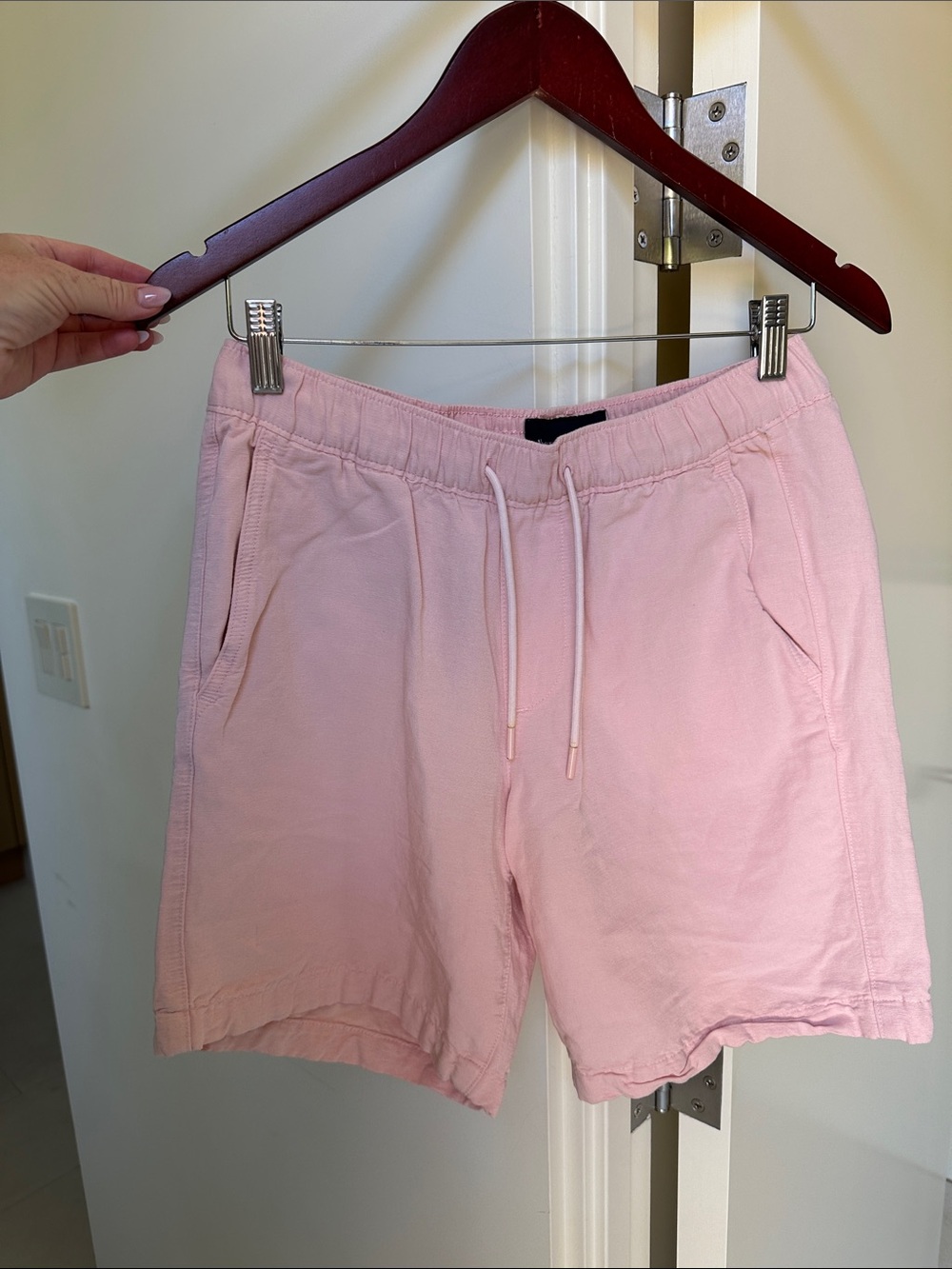 Men’s XS Abercrombie & Fitch Light Pink Casual Drawstring Shorts